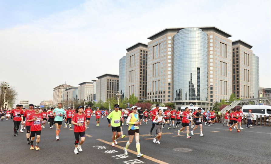 澳门百家乐的桌上礼仪与社交技巧